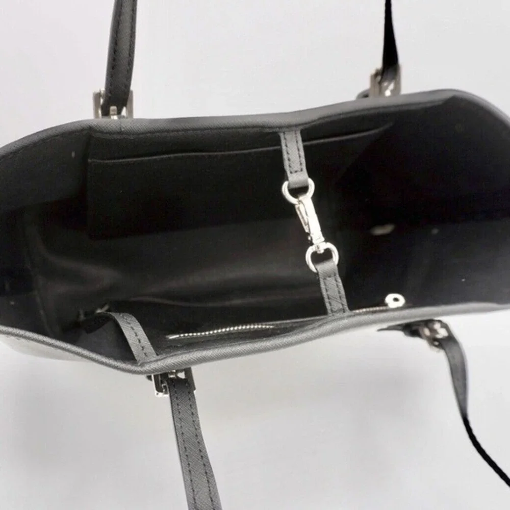 Michael Kors Voyager Medium Tote Bag Black Saffiano Leather Silver‎ Tone 37-03